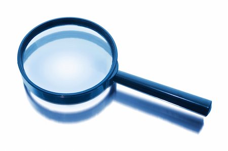 simsearch:400-04996978,k - Magnifying Glass with Reflection in Blue Tone Photographie de stock - Aubaine LD & Abonnement, Code: 400-04774502