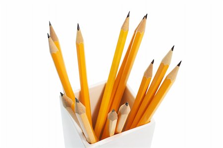 simsearch:400-04777213,k - Pencils in Holder on White Background Foto de stock - Super Valor sin royalties y Suscripción, Código: 400-04775564