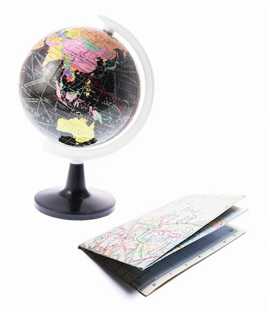 simsearch:700-00478820,k - Globe and Street Map on White Background Photographie de stock - Aubaine LD & Abonnement, Code: 400-04775592