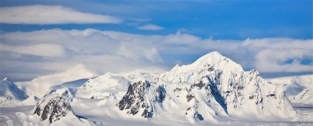 simsearch:400-04299207,k - Beautiful snow-capped mountains against the blue sky in Antarctica Stock Photo - Budget Royalty-Free & Subscription, Code: 400-04777013