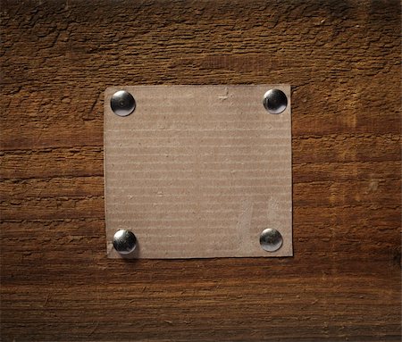 simsearch:400-04069690,k - close up of grunge note paper on wooden background Photographie de stock - Aubaine LD & Abonnement, Code: 400-04779037