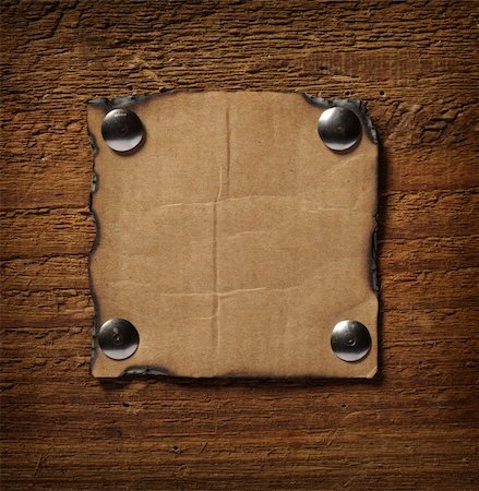 simsearch:400-04069690,k - close up of grunge note paper on wooden background Photographie de stock - Aubaine LD & Abonnement, Code: 400-04779066