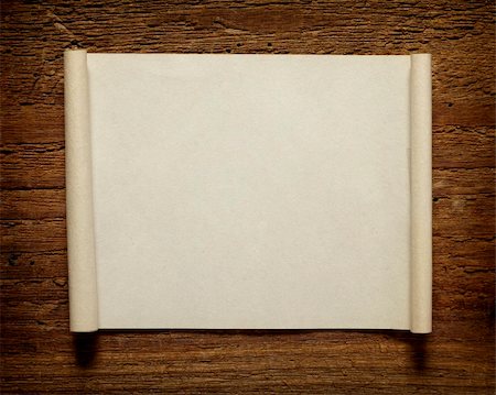 simsearch:400-07499421,k - close up of grunge note paper on wooden background Stock Photo - Budget Royalty-Free & Subscription, Code: 400-04779078