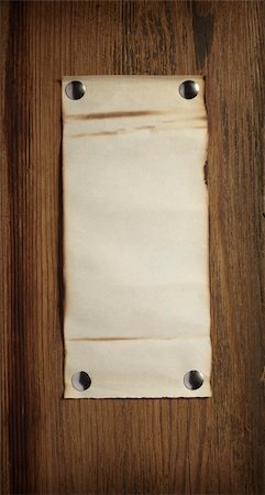simsearch:400-04507518,k - close up of grunge note paper on wooden background Stock Photo - Budget Royalty-Free & Subscription, Code: 400-04779090