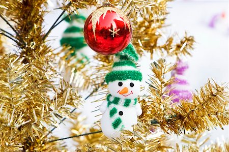 simsearch:400-05681859,k - snowman with the christmas background outdoor. Stock Photo - Budget Royalty-Free & Subscription, Code: 400-04771806