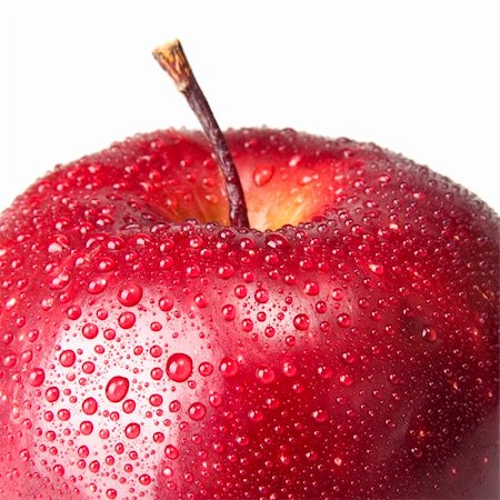 simsearch:400-07619844,k - wet red apple isolated on white Foto de stock - Royalty-Free Super Valor e Assinatura, Número: 400-04773488