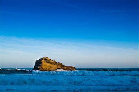 simsearch:400-05089504,k - beautiful view, blue ocean, seascape Fotografie stock - Microstock e Abbonamento, Codice: 400-04773892