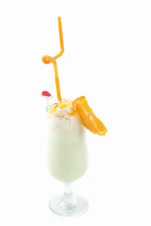 simsearch:400-04618236,k - milk fruit cocktail with slice of orange cream and pipe Stockbilder - Microstock & Abonnement, Bildnummer: 400-04788552