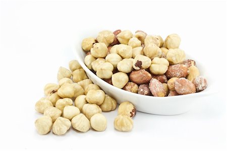 peanut object - A variety of fresh mixed nuts Photographie de stock - Aubaine LD & Abonnement, Code: 400-04789028