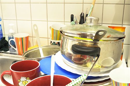 dirty dishes in a sink showing cleaning concept Stock Photo - Budget Royalty-Free & Subscription, Code: 400-04789937