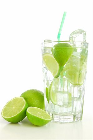 simsearch:400-04787910,k - fresh mojito with lemon on white background Stock Photo - Budget Royalty-Free & Subscription, Code: 400-04780020