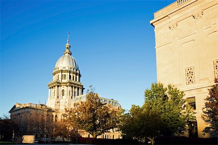 simsearch:400-05292353,k - Springfield, Illinois - fall by State Capitol. State Capitol complex. Photographie de stock - Aubaine LD & Abonnement, Code: 400-04781343