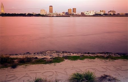 Baton Rouge seen after sunset Stock Photo - Budget Royalty-Free & Subscription, Code: 400-04781366