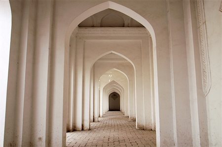 palace corridor - Interior view of a typical Islamic building Stock Photo - Budget Royalty-Free & Subscription, Code: 400-04797102