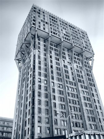 Torre Velasca, Milan landmark Italian new brutalist architecture - high dynamic range HDR - black and white Photographie de stock - Aubaine LD & Abonnement, Code: 400-04797944