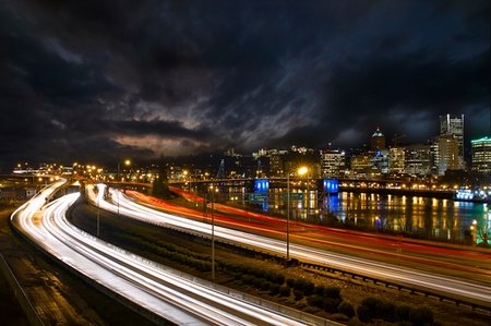 simsearch:400-04748524,k - Freeway Light Trails in Downtown Portland Oregon at Night 2 Stock Photo - Budget Royalty-Free & Subscription, Code: 400-04798376
