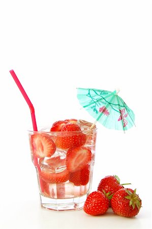 cool red strawberry summer beverage isolated on white Stock Photo - Budget Royalty-Free & Subscription, Code: 400-04790001
