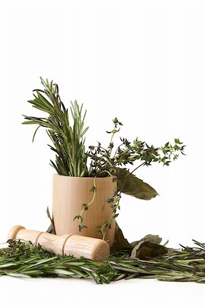 simsearch:400-04846756,k - Preparing herbs in a mortar and pestle. Stock Photo - Budget Royalty-Free & Subscription, Code: 400-04790077