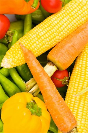 simsearch:400-04243170,k - Various colourful vegetables arranges at the market Stock Photo - Budget Royalty-Free & Subscription, Code: 400-04790423