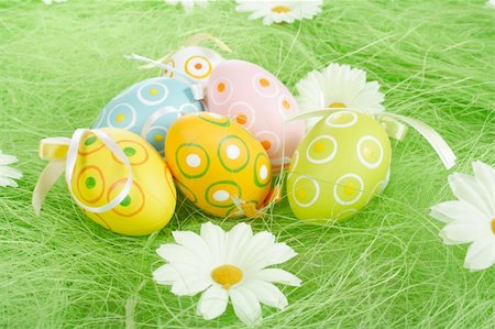painted happy flowers - Painted Colorful Easter Eggs on green Grass Stock Photo - Budget Royalty-Free & Subscription, Code: 400-04790638