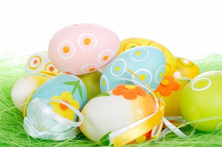 painted happy flowers - Painted Colorful Easter Eggs on green Grass Stock Photo - Budget Royalty-Free & Subscription, Code: 400-04790642