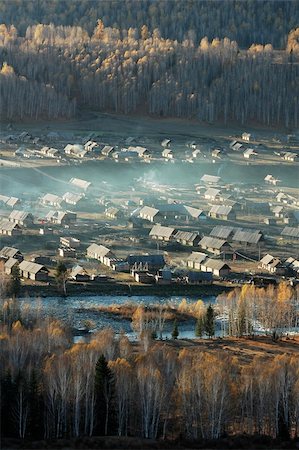 simsearch:400-04684416,k - Landscape of a small village and woods in an autumn morning Stock Photo - Budget Royalty-Free & Subscription, Code: 400-04791026