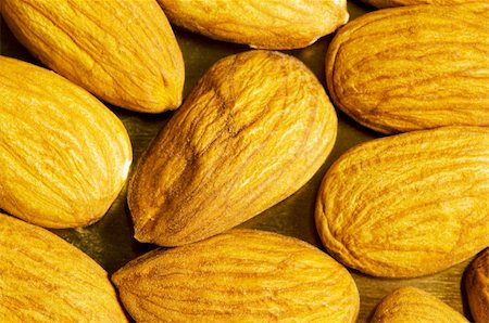 simsearch:400-07210943,k - Fresh almonds arranged as a background Stock Photo - Budget Royalty-Free & Subscription, Code: 400-04792883