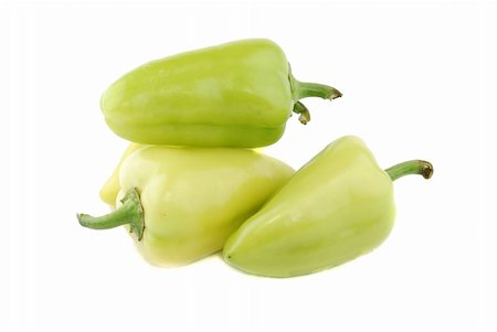 simsearch:400-04185368,k - Green sweet pepper on a white background. Vegetables. Foto de stock - Royalty-Free Super Valor e Assinatura, Número: 400-04804793