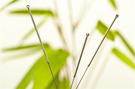 Acupuncture needle Photographie de stock - Aubaine LD & Abonnement, Code: 400-04807420
