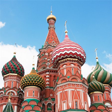simsearch:400-04520111,k - St. Basil's Cathedral in Moscow on red square Photographie de stock - Aubaine LD & Abonnement, Code: 400-04808100
