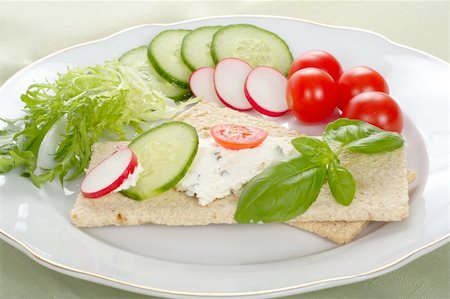 Dietetic sandwich crispbread healthy breakfast colored photo Stock Photo - Budget Royalty-Free & Subscription, Code: 400-04802697