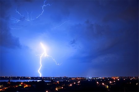 simsearch:400-04555076,k - Thunderstorm and perfect Lightning over city Stock Photo - Budget Royalty-Free & Subscription, Code: 400-04818194