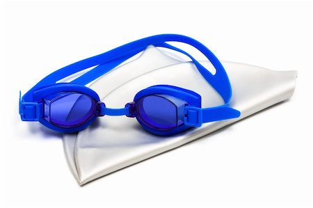 simsearch:400-04376209,k - goggles and cap for swimming on a white background Stock Photo - Budget Royalty-Free & Subscription, Code: 400-04819428