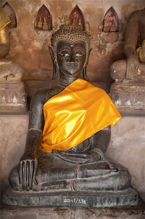 simsearch:400-05099216,k - Ancient Buddha sculptures in the cloister of Wat Si Saket in Vientiane, Laos Stock Photo - Budget Royalty-Free & Subscription, Code: 400-04811265
