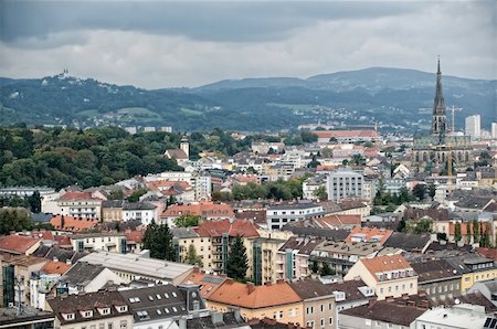High Angle View on Linz, the Capital City of Upper Austria Stockbilder - Microstock & Abonnement, Bildnummer: 400-04811304