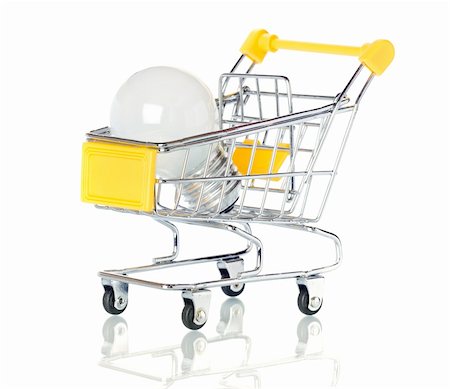 simsearch:400-05886915,k - Light bulb  in the shopping cart Photographie de stock - Aubaine LD & Abonnement, Code: 400-04812253