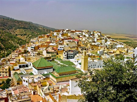 Landscape Hill full of houses in Morocco near Meknes Photographie de stock - Aubaine LD & Abonnement, Code: 400-04812512