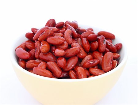 danicek (artist) - Many cooked red beans in yeallow bowl on white background Foto de stock - Super Valor sin royalties y Suscripción, Código: 400-04813704