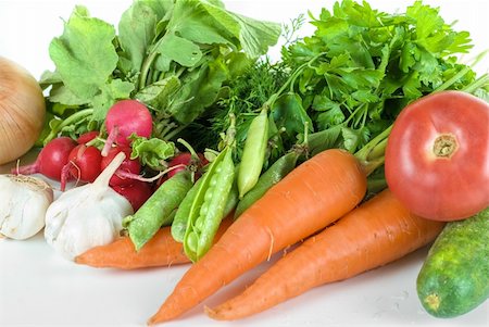 simsearch:400-05919877,k - heap of vegetables isolated on white background Stock Photo - Budget Royalty-Free & Subscription, Code: 400-04829489