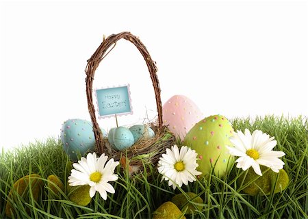 Easter eggs with  basket in the grass Foto de stock - Royalty-Free Super Valor e Assinatura, Número: 400-04822312