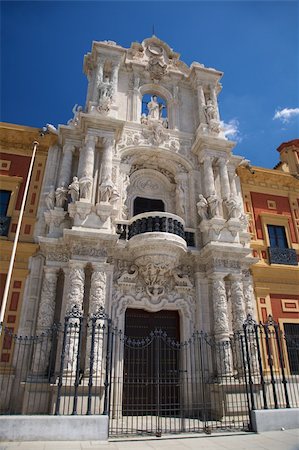 simsearch:400-05355685,k - public building at Seville city Andalusia in Spain Fotografie stock - Microstock e Abbonamento, Codice: 400-04822520