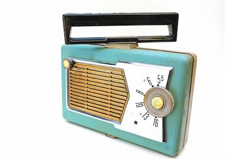 simsearch:400-04666848,k - Vintage handheld radio isolated on white Photographie de stock - Aubaine LD & Abonnement, Code: 400-04835146