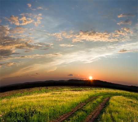 simsearch:400-04018118,k - Beautiful sunset above rural lane. Panoramic view. Square composition Photographie de stock - Aubaine LD & Abonnement, Code: 400-04836057