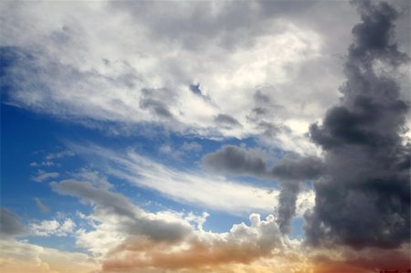 simsearch:400-05242444,k - Dramatic cloudscape clouds sky in cloudy day sunset background Photographie de stock - Aubaine LD & Abonnement, Code: 400-04837513