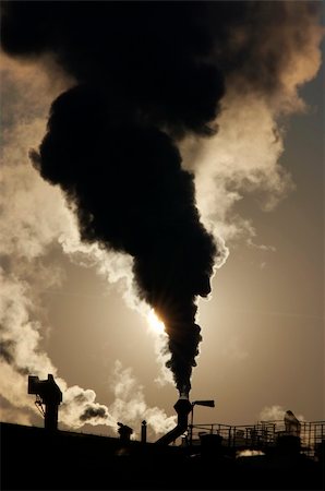 simsearch:625-01251622,k - Shot of the gaseous air pollution - global warming Photographie de stock - Aubaine LD & Abonnement, Code: 400-04839830