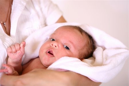 baby after bath in towel. soft focus Foto de stock - Royalty-Free Super Valor e Assinatura, Número: 400-04844185