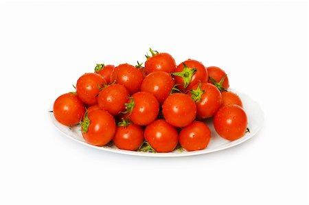 simsearch:400-08705784,k - Wet whole tomatos arranged isolated on white Foto de stock - Royalty-Free Super Valor e Assinatura, Número: 400-04844916