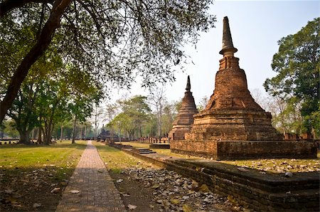 simsearch:400-07831362,k - ruin of the temple wat Phra That in Kamphaeng Phet Fotografie stock - Microstock e Abbonamento, Codice: 400-04845953