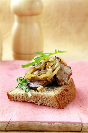 sandwich with grilled liver and onions on rye bread Stock Photo - Budget Royalty-Free & Subscription, Code: 400-04846563