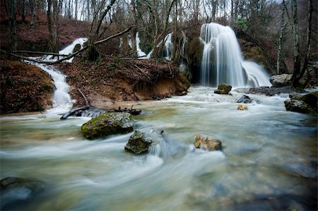 simsearch:400-05056416,k - waterfall and rapid river stream among mountain autumn forest Photographie de stock - Aubaine LD & Abonnement, Code: 400-04847843